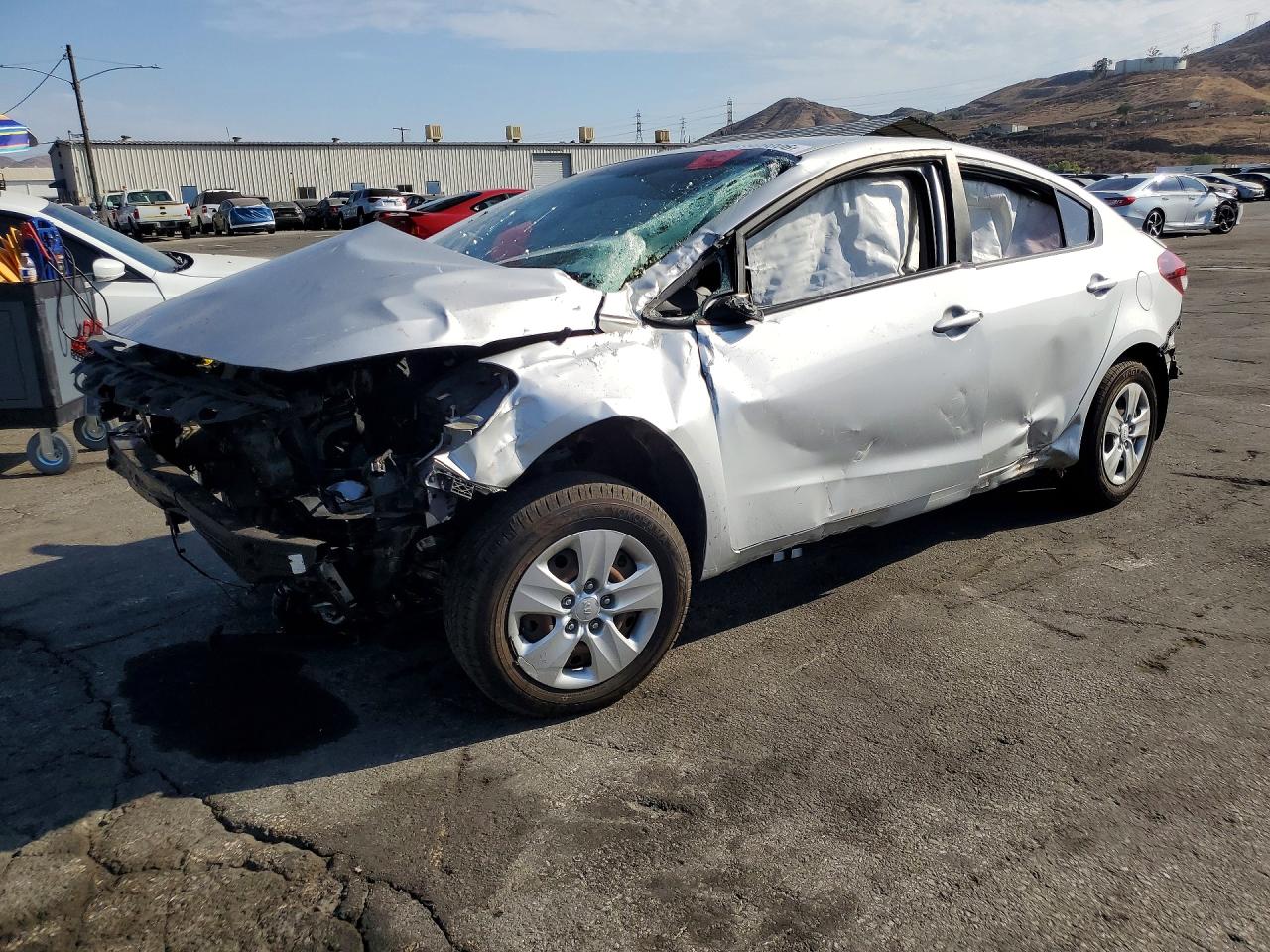 2017 KIA FORTE LX
