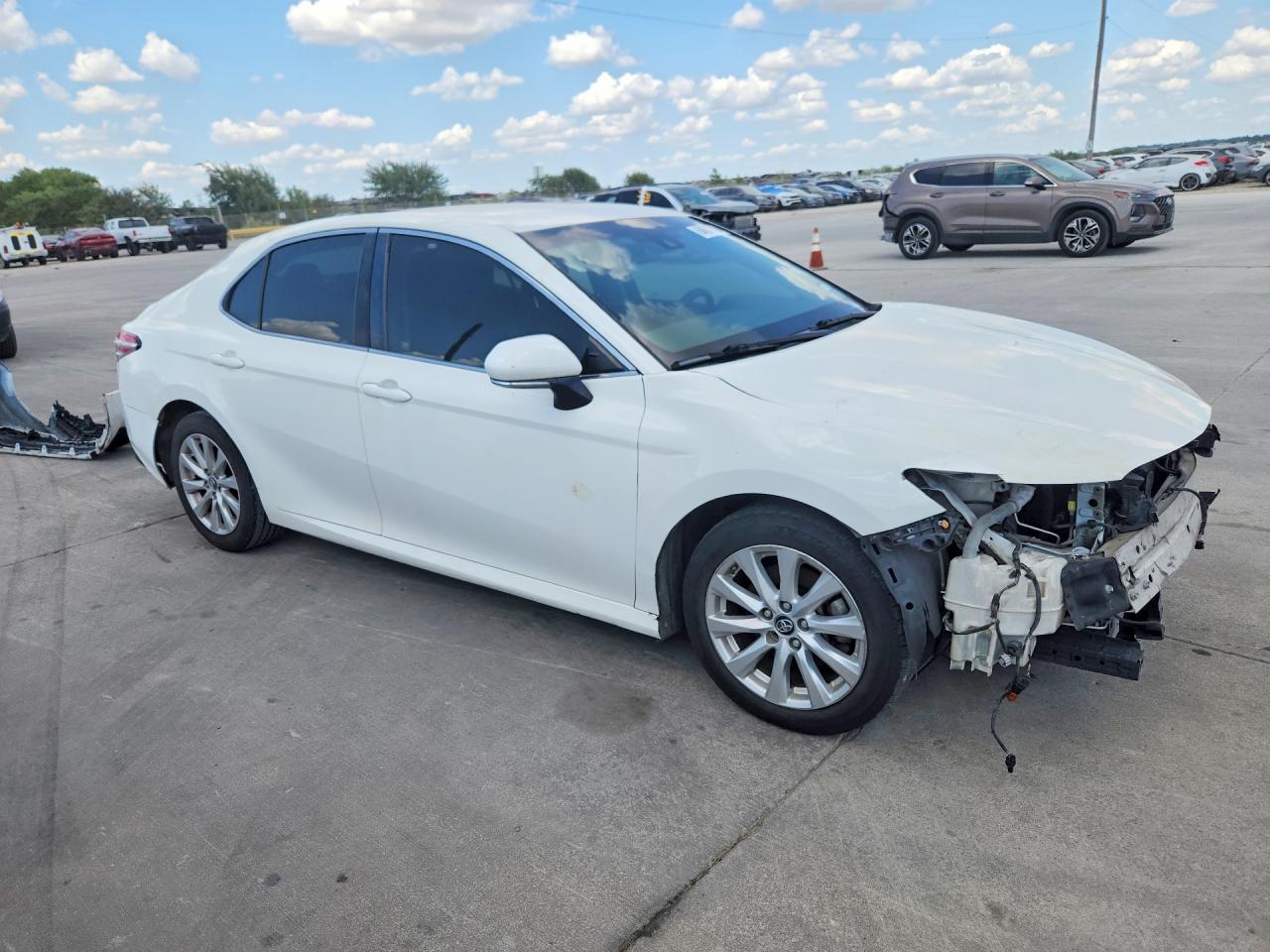 2018 TOYOTA CAMRY LE — снимка 4