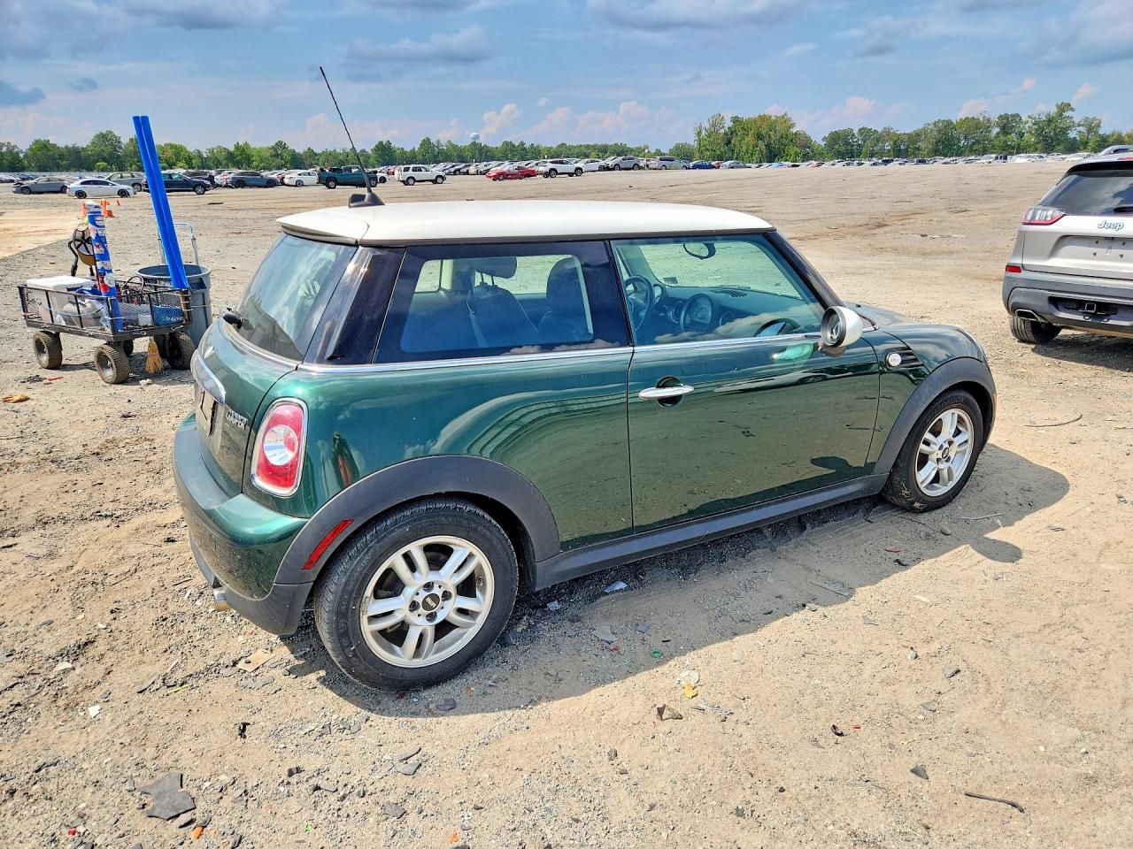 2013 MINI COOPER — снимка 3