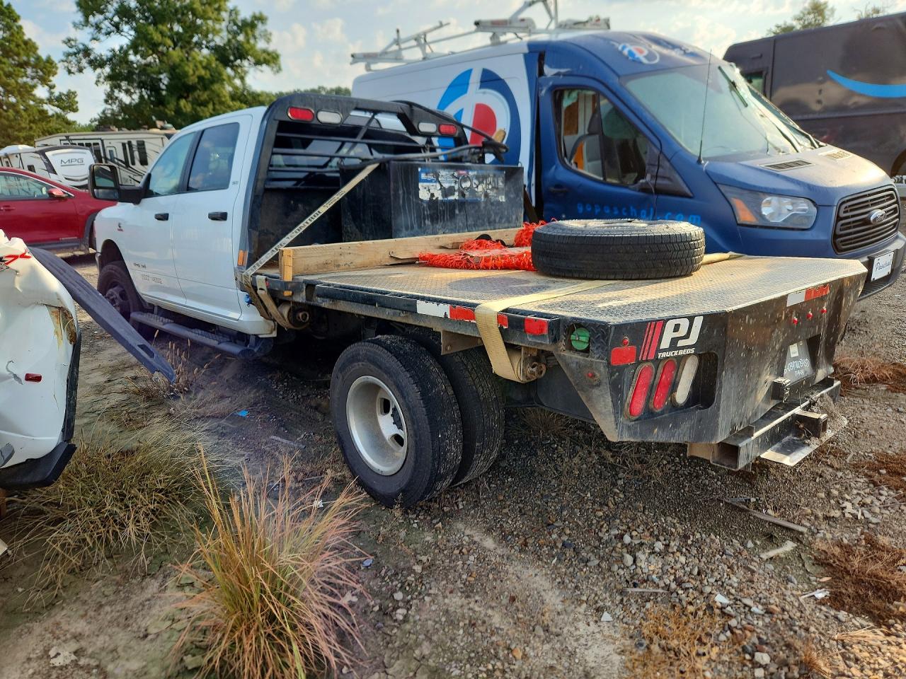 2024 RAM 3500 — снимка 2