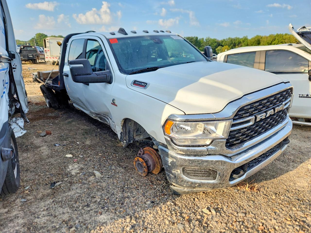 2024 RAM 3500 — снимка 4