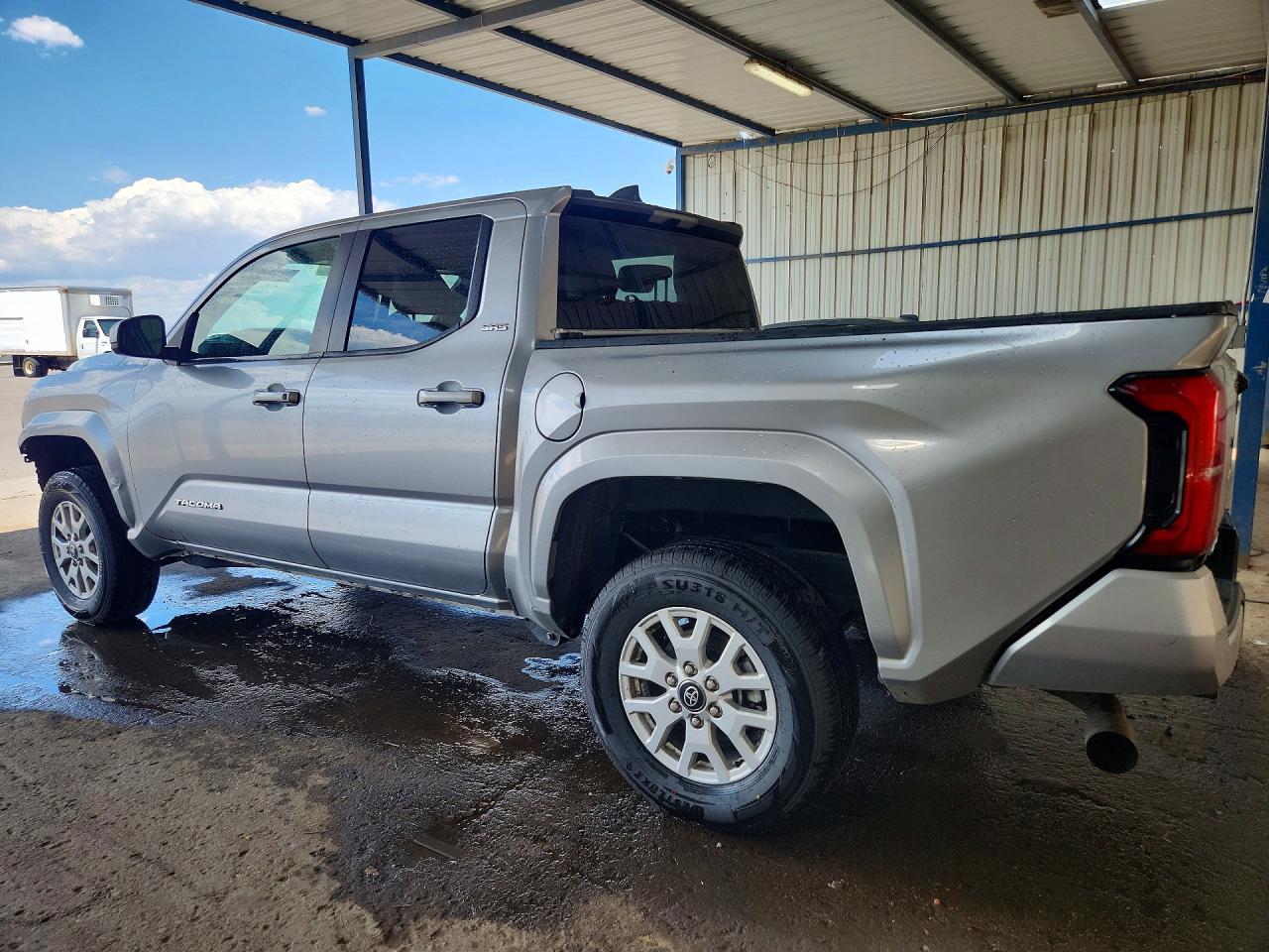 2024 TOYOTA TACOMA SR5 — снимка 2