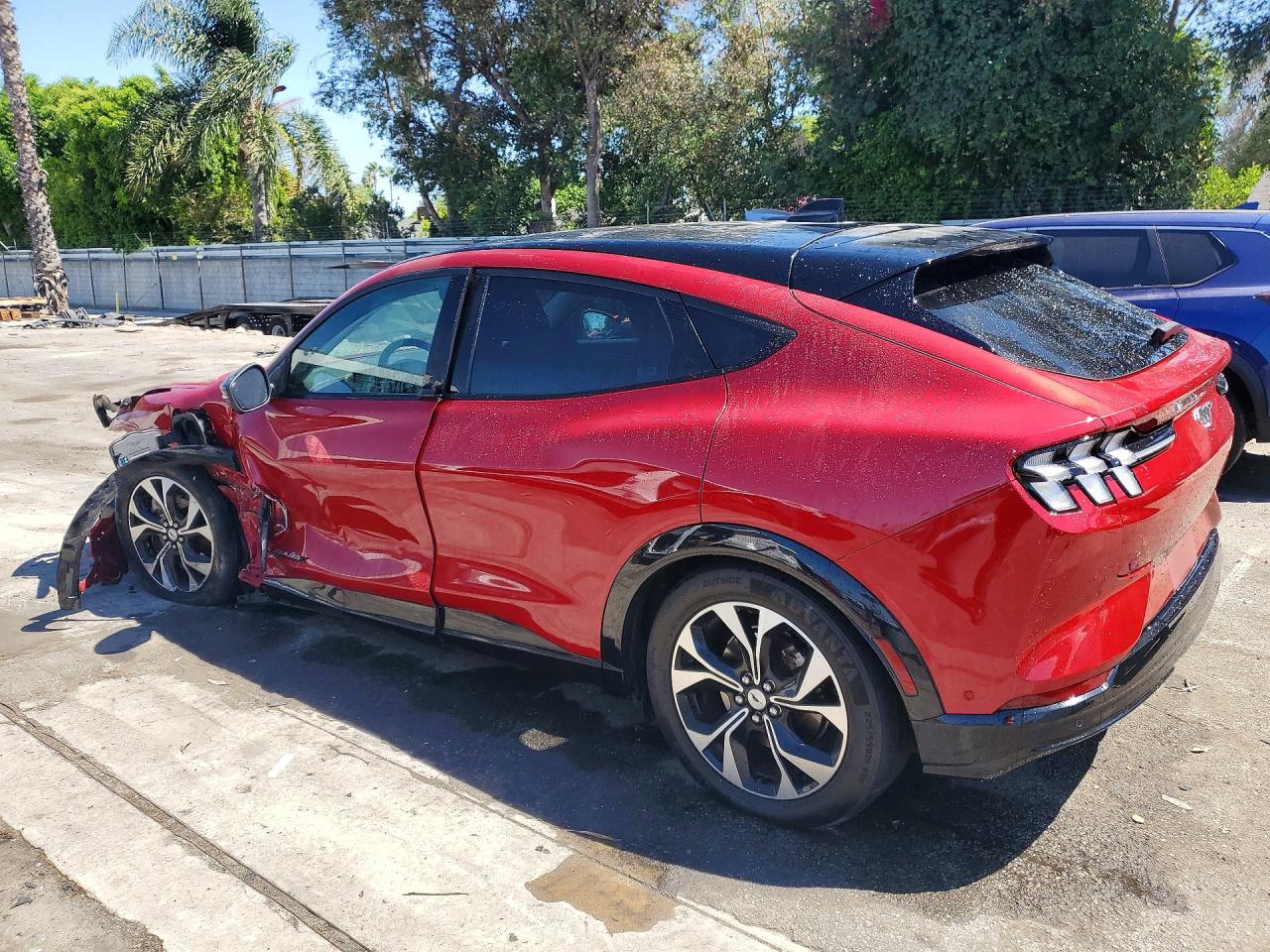 2023 FORD MUSTANG MACH-E PREMIUM — снимка 2