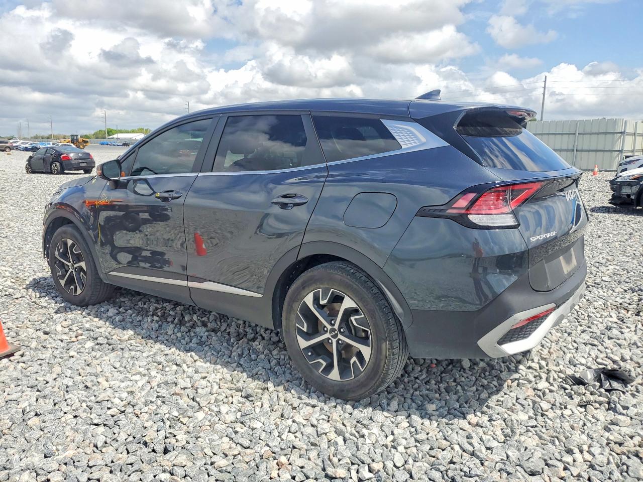 2023 KIA SPORTAGE EX — снимка 2