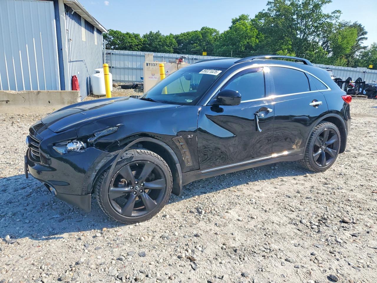 2016 INFINITI QX70 BASE