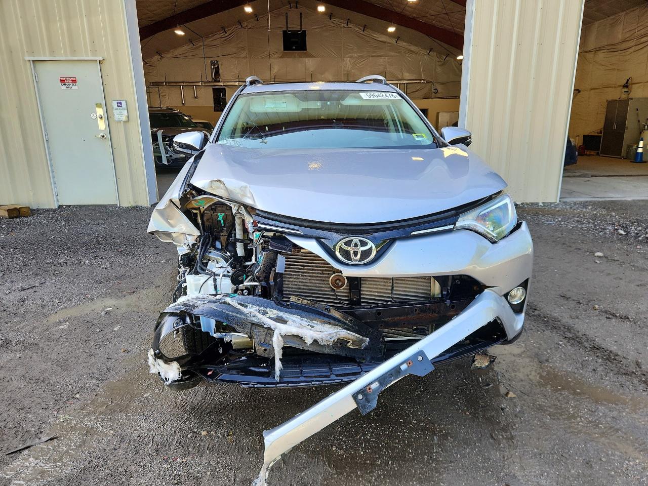 2016 TOYOTA RAV4 XLE — снимка 5