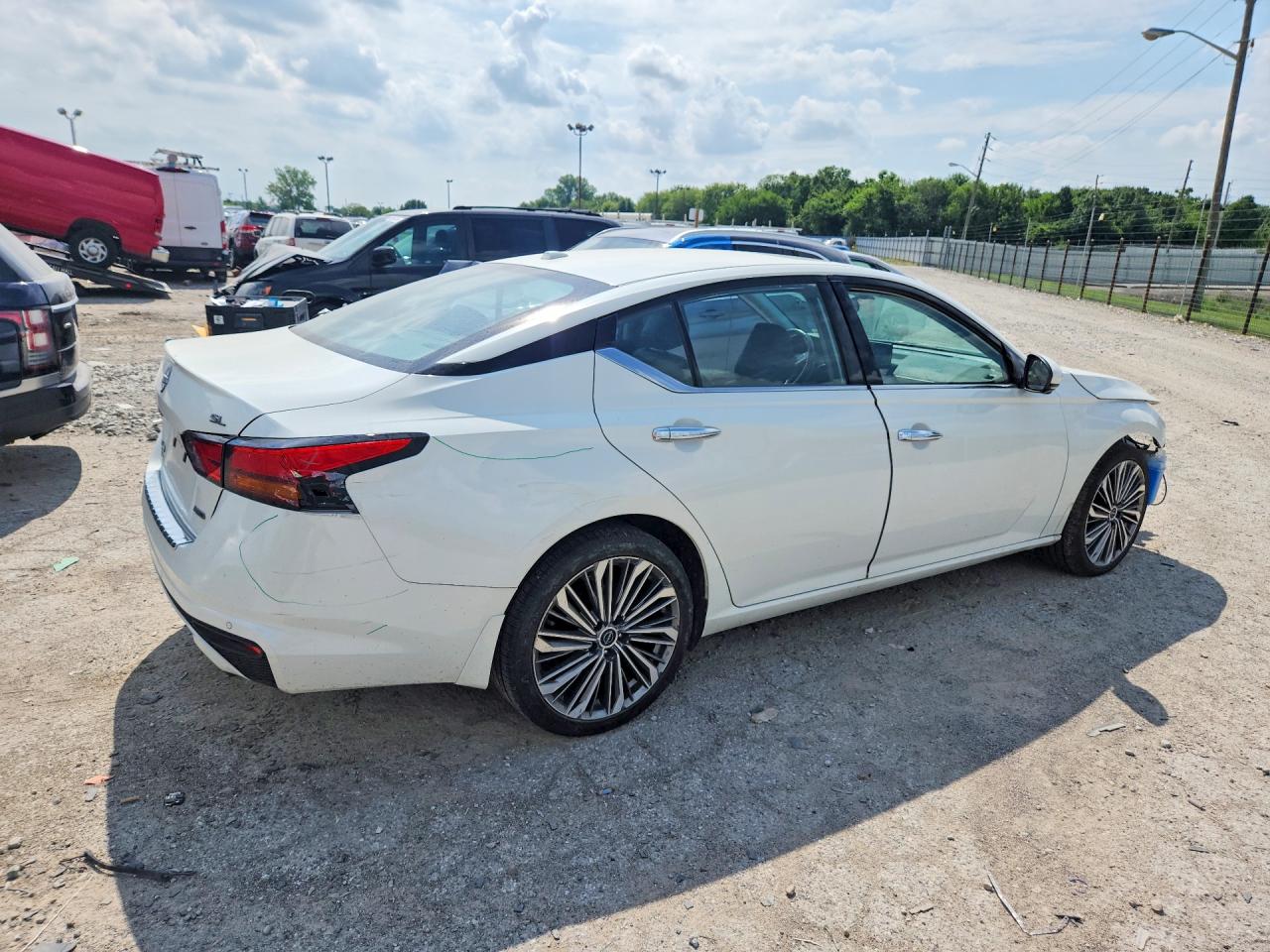 2023 NISSAN ALTIMA SL — снимка 3