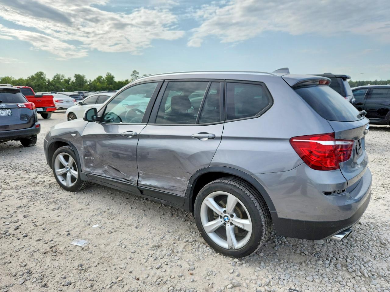 2017 BMW X3 SDRIVE28I — снимка 2