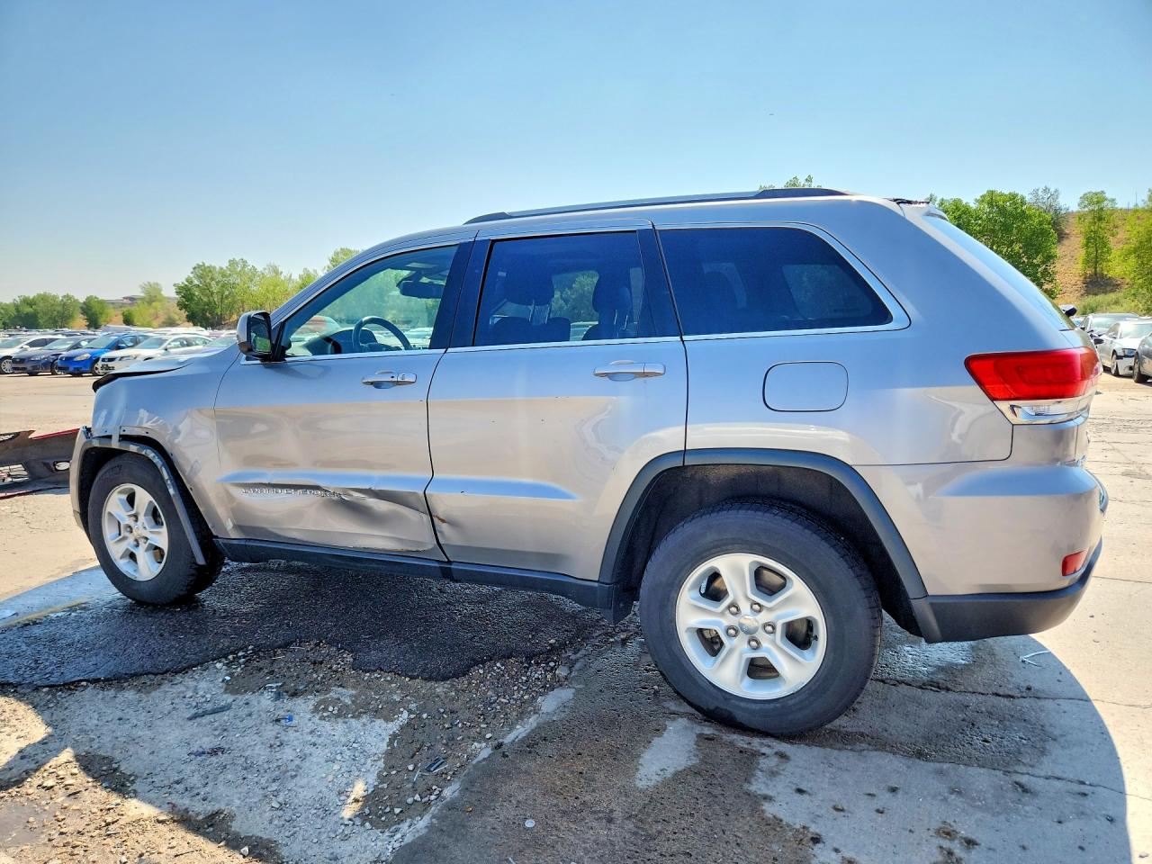 2015 JEEP GRAND CHEROKEE LAREDO — снимка 2