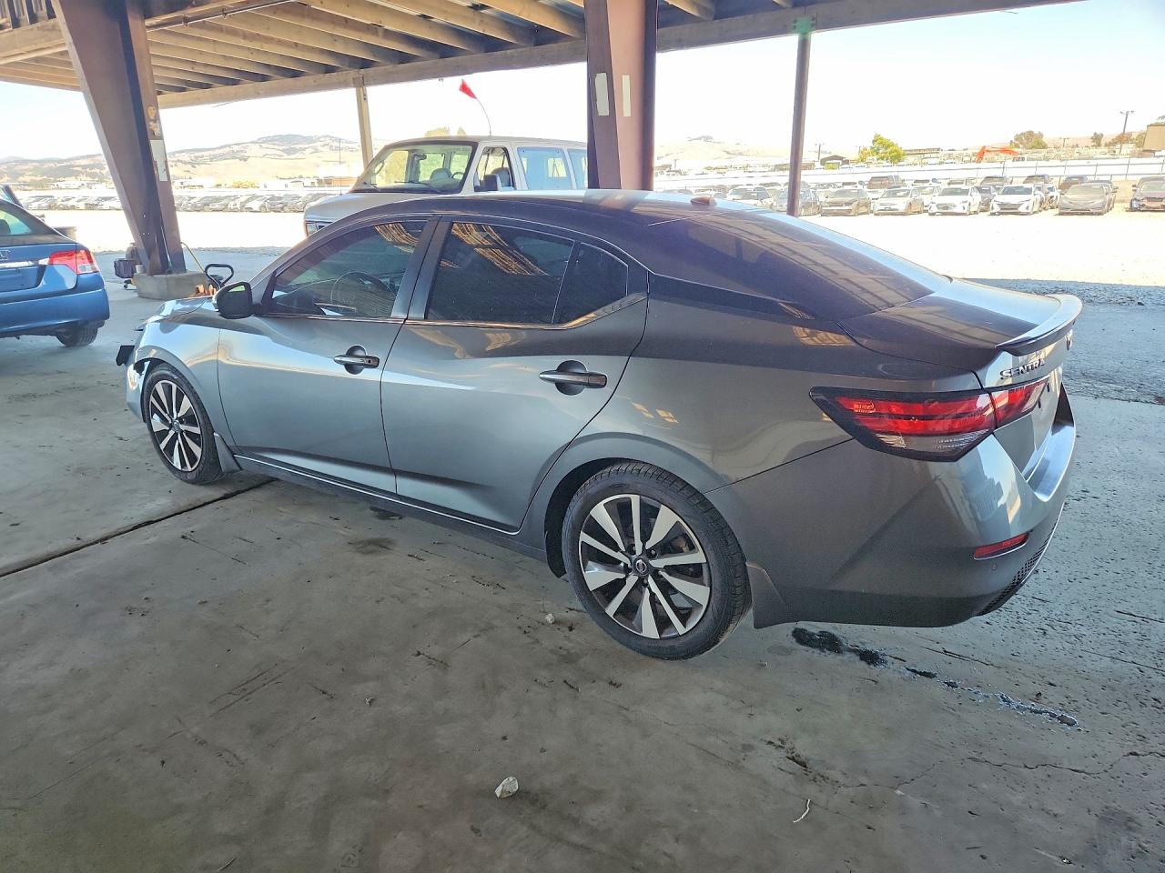 2020 NISSAN SENTRA SV — снимка 2