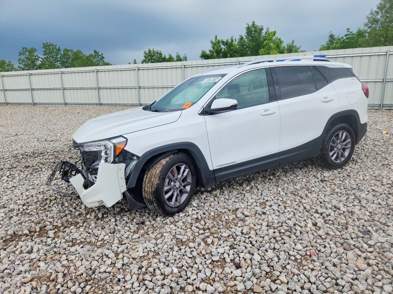 2023 GMC TERRAIN SLT