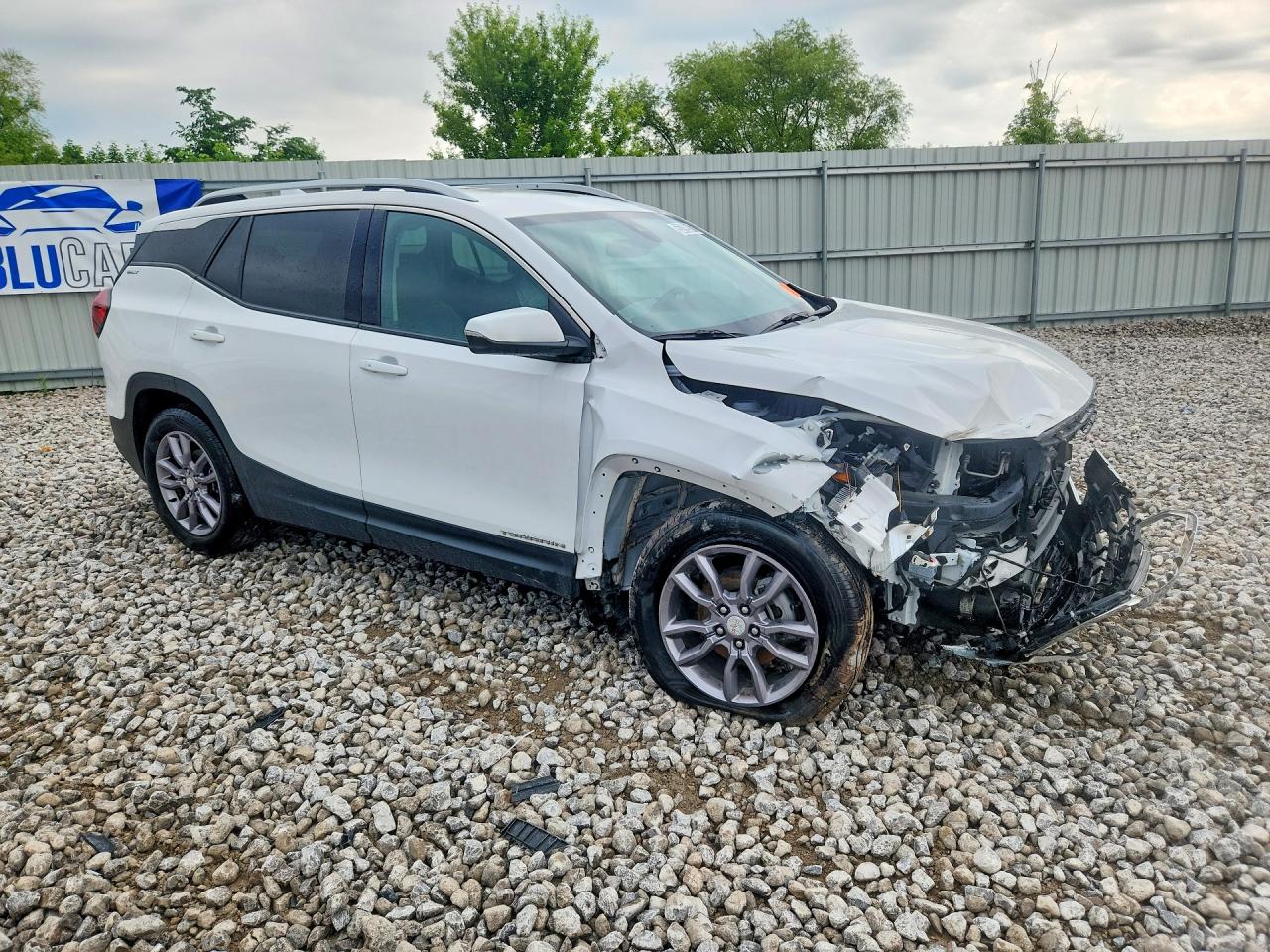 2023 GMC TERRAIN SLT — снимка 4