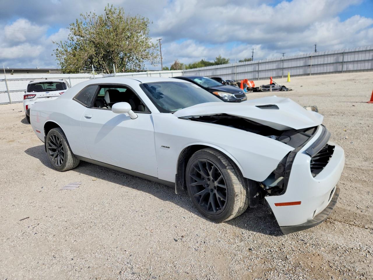 2016 DODGE CHALLENGER R/T — снимка 4