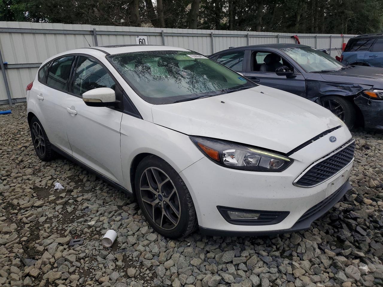 2017 FORD FOCUS SEL — снимка 4