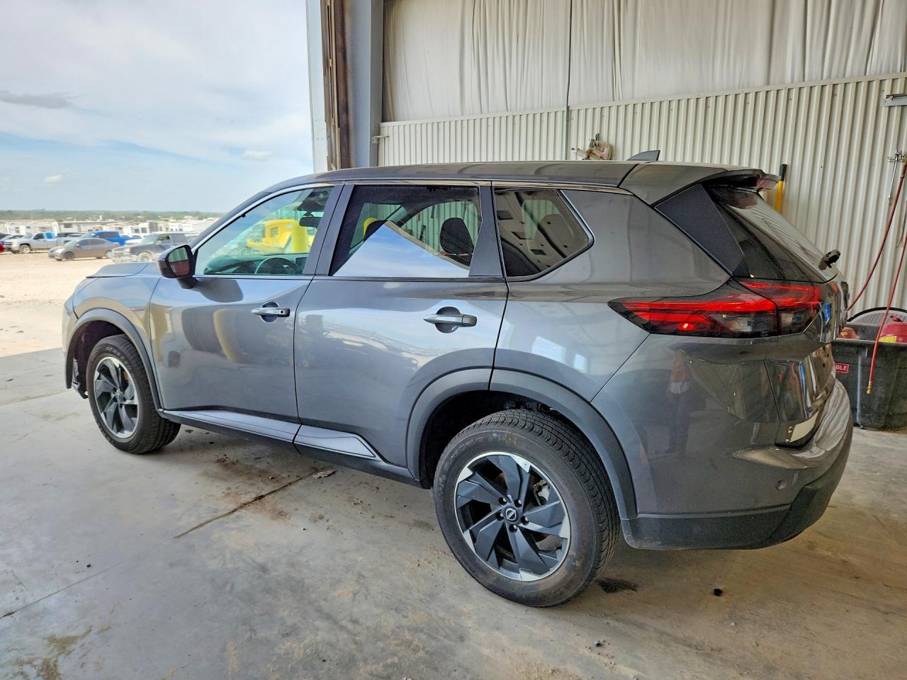 2025 NISSAN ROGUE SV — снимка 2