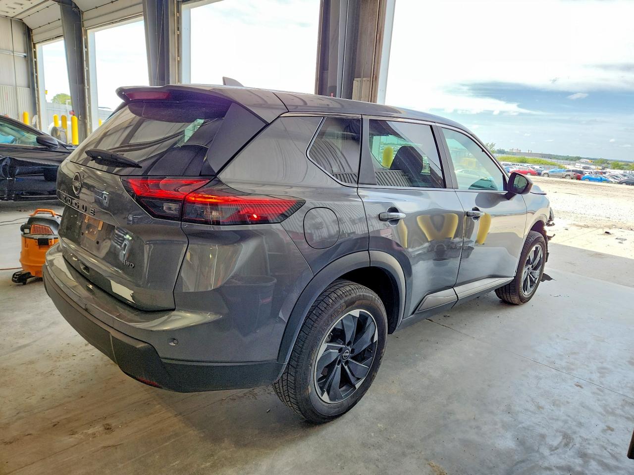 2025 NISSAN ROGUE SV — снимка 3