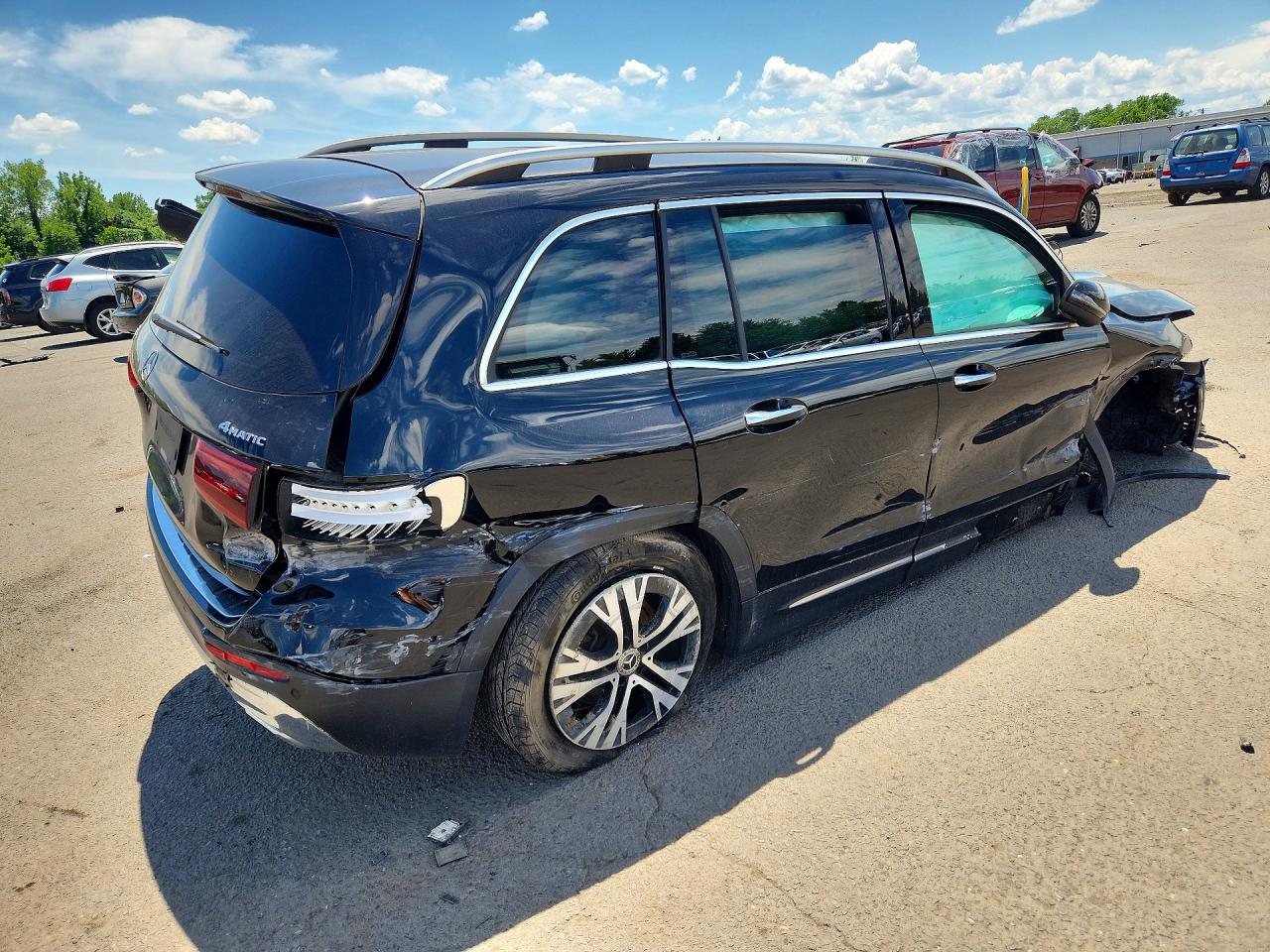 2024 MERCEDES-BENZ GLB 250 4MATIC — снимка 3