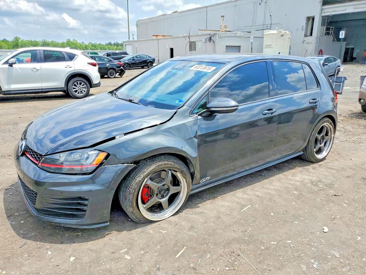 2016 VOLKSWAGEN GTI S/SE