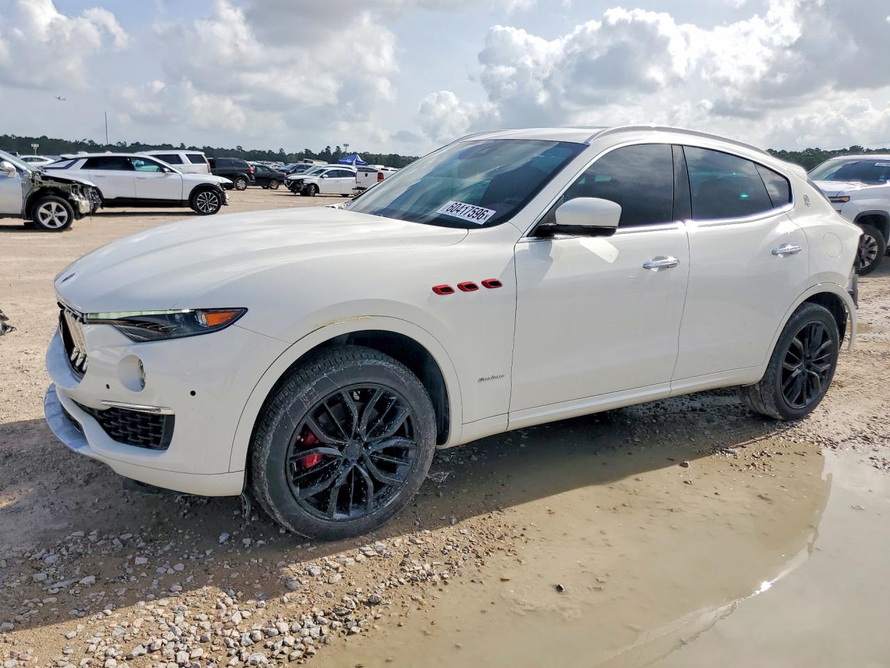 2021 MASERATI LEVANTE LUXURY
