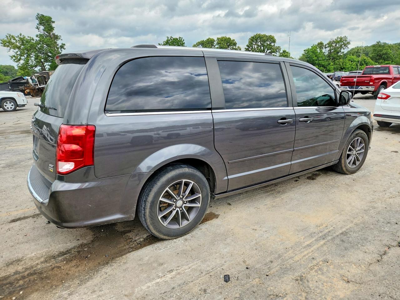 2017 DODGE GRAND CARAVAN SXT — снимка 3
