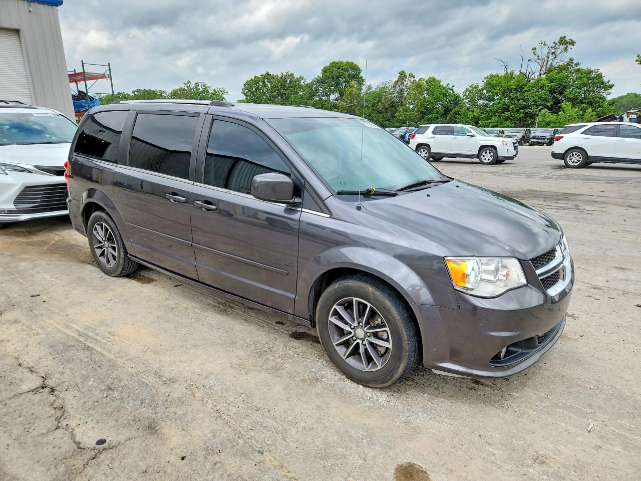 2017 DODGE GRAND CARAVAN SXT — снимка 4