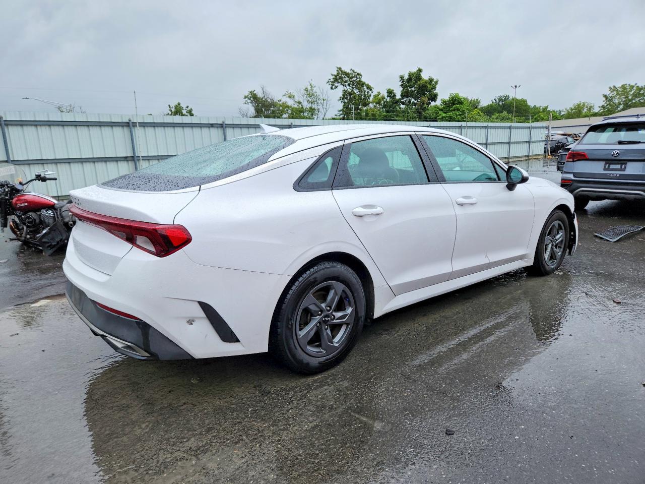 2022 KIA K5 LX — снимка 3