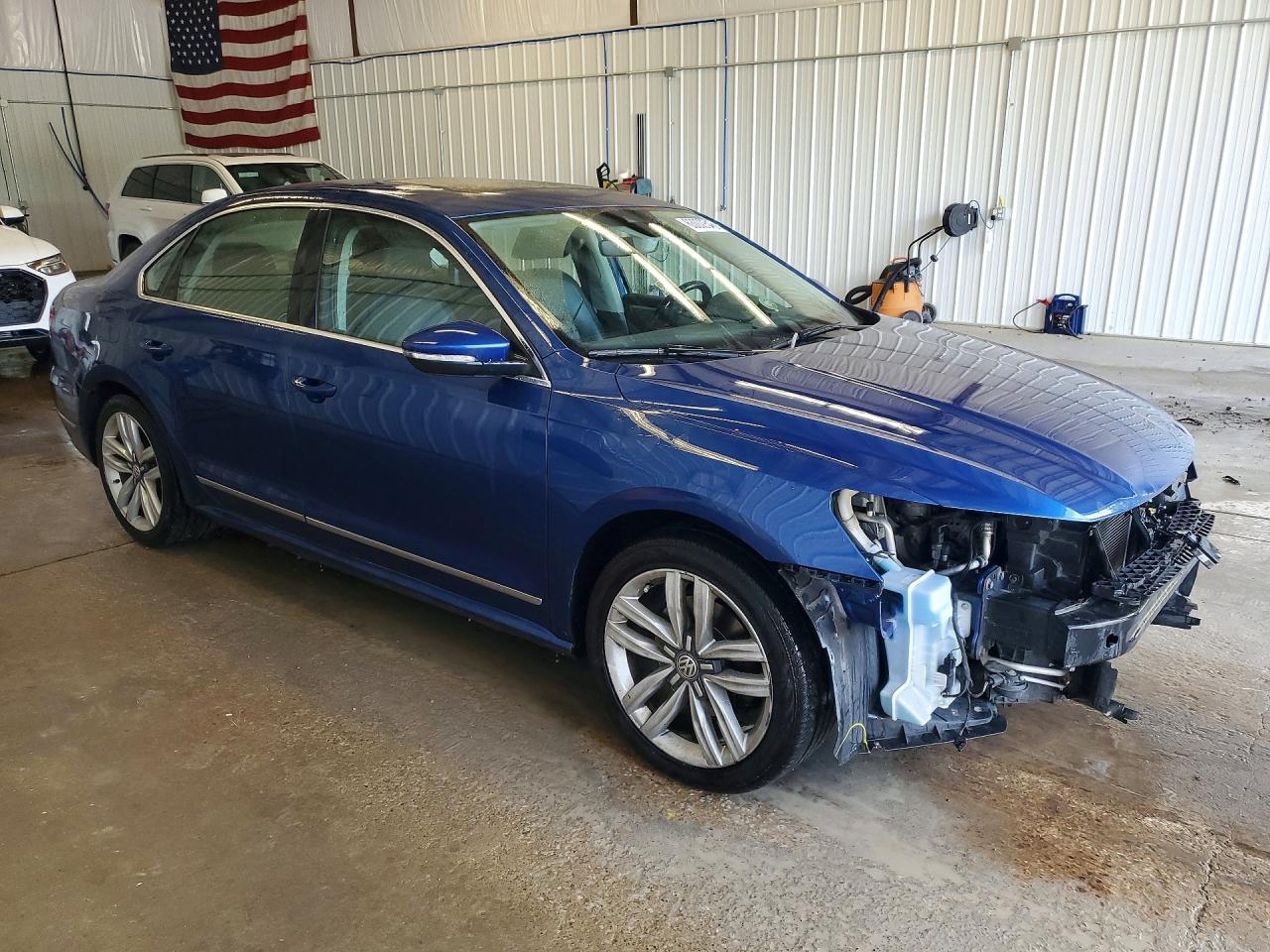 2017 VOLKSWAGEN PASSAT SEL PREMIUM — снимка 4