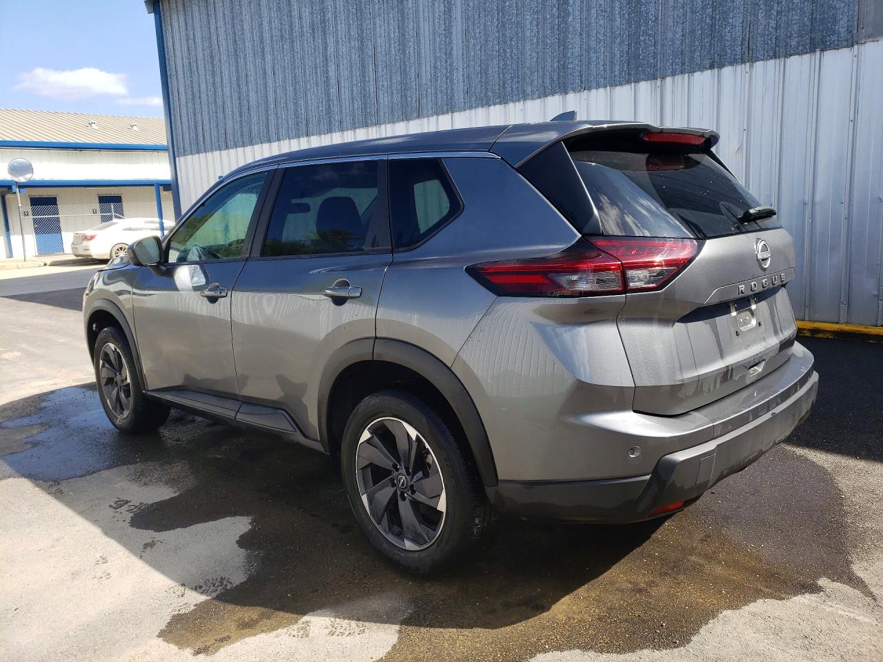 2025 NISSAN ROGUE SV — снимка 2