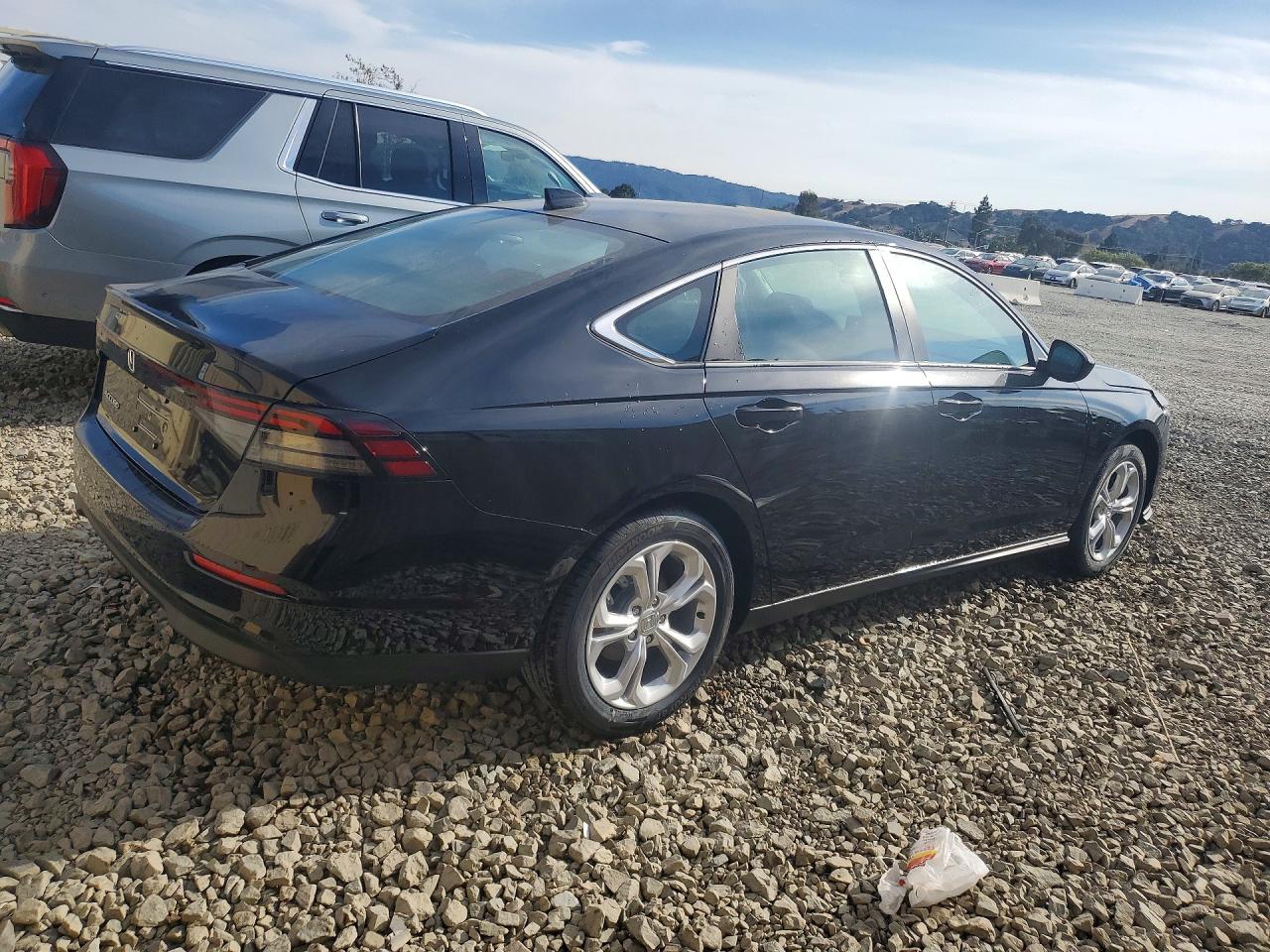 2026 HONDA ACCORD LX — снимка 3