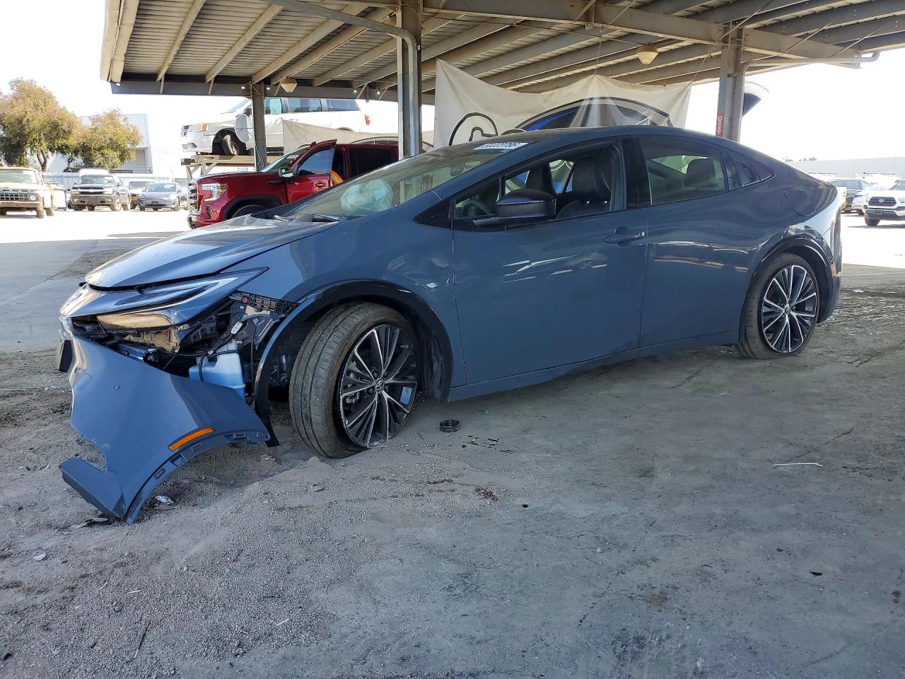2024 TOYOTA PRIUS XLE