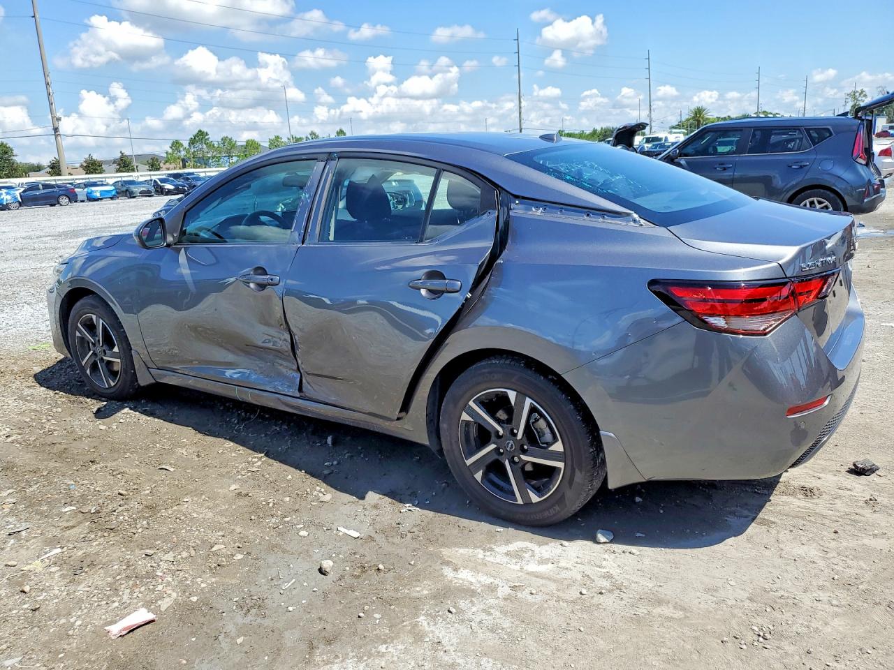 2024 NISSAN SENTRA SV — снимка 2