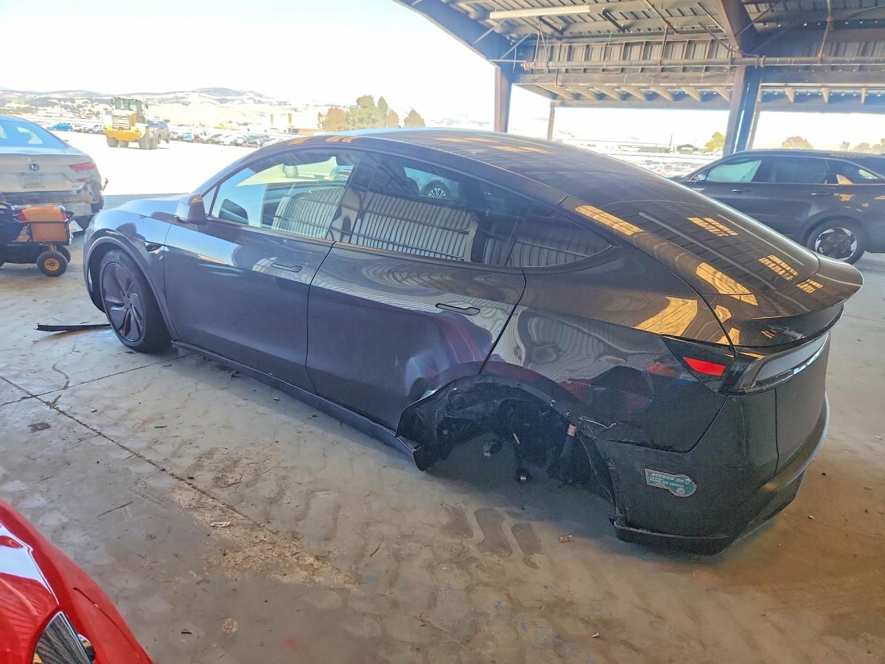 2026 TESLA MODEL Y — снимка 2