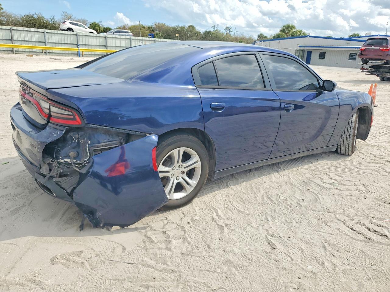 2016 DODGE CHARGER SE — снимка 3