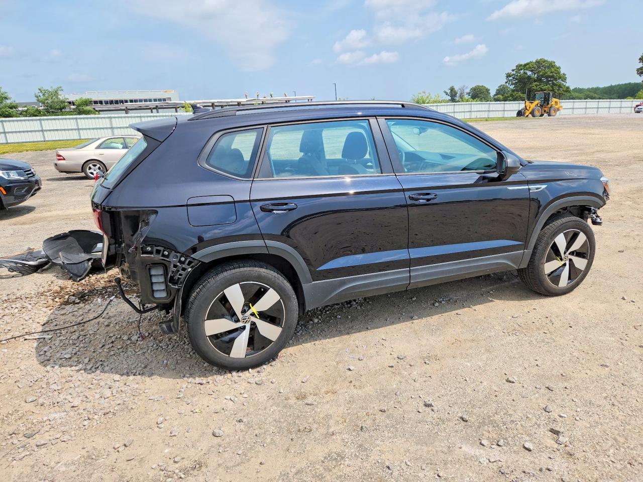 2023 VOLKSWAGEN TAOS S — снимка 3