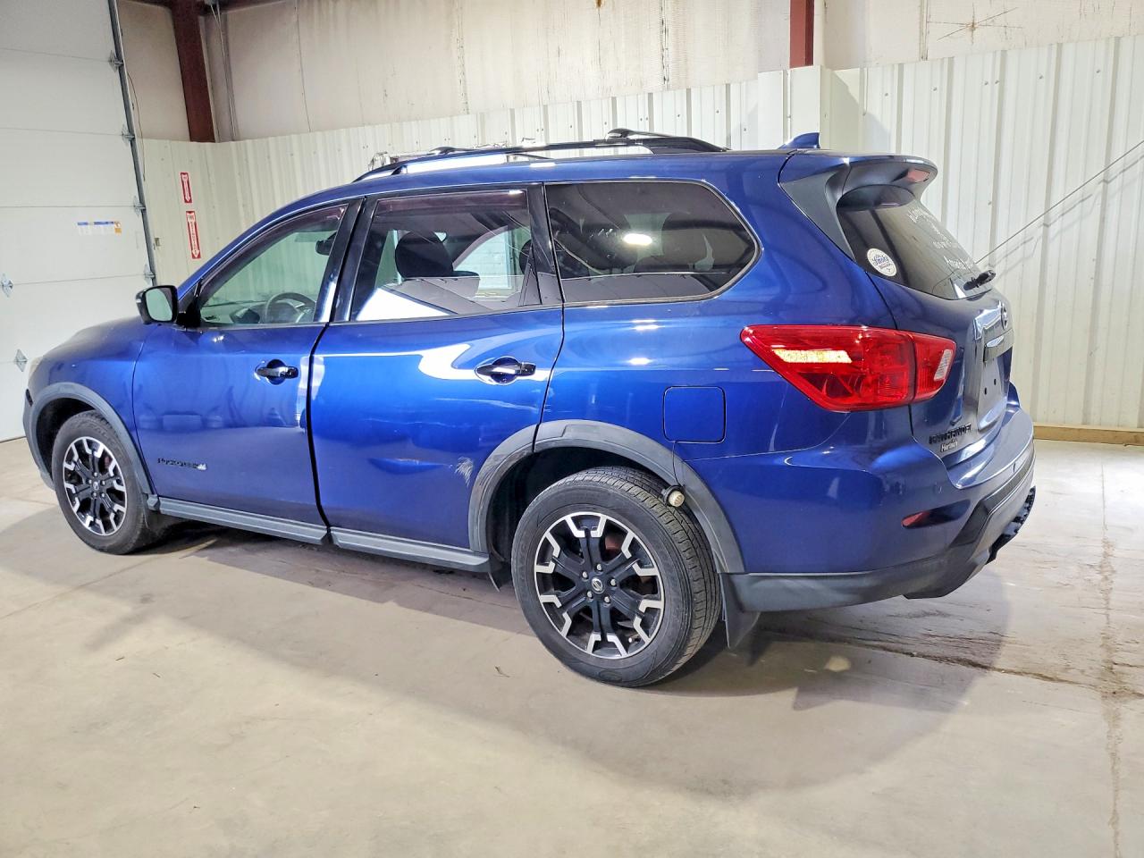 2019 NISSAN PATHFINDER SL — снимка 2