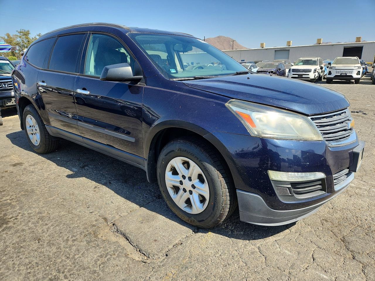 2016 CHEVROLET TRAVERSE LS — снимка 4