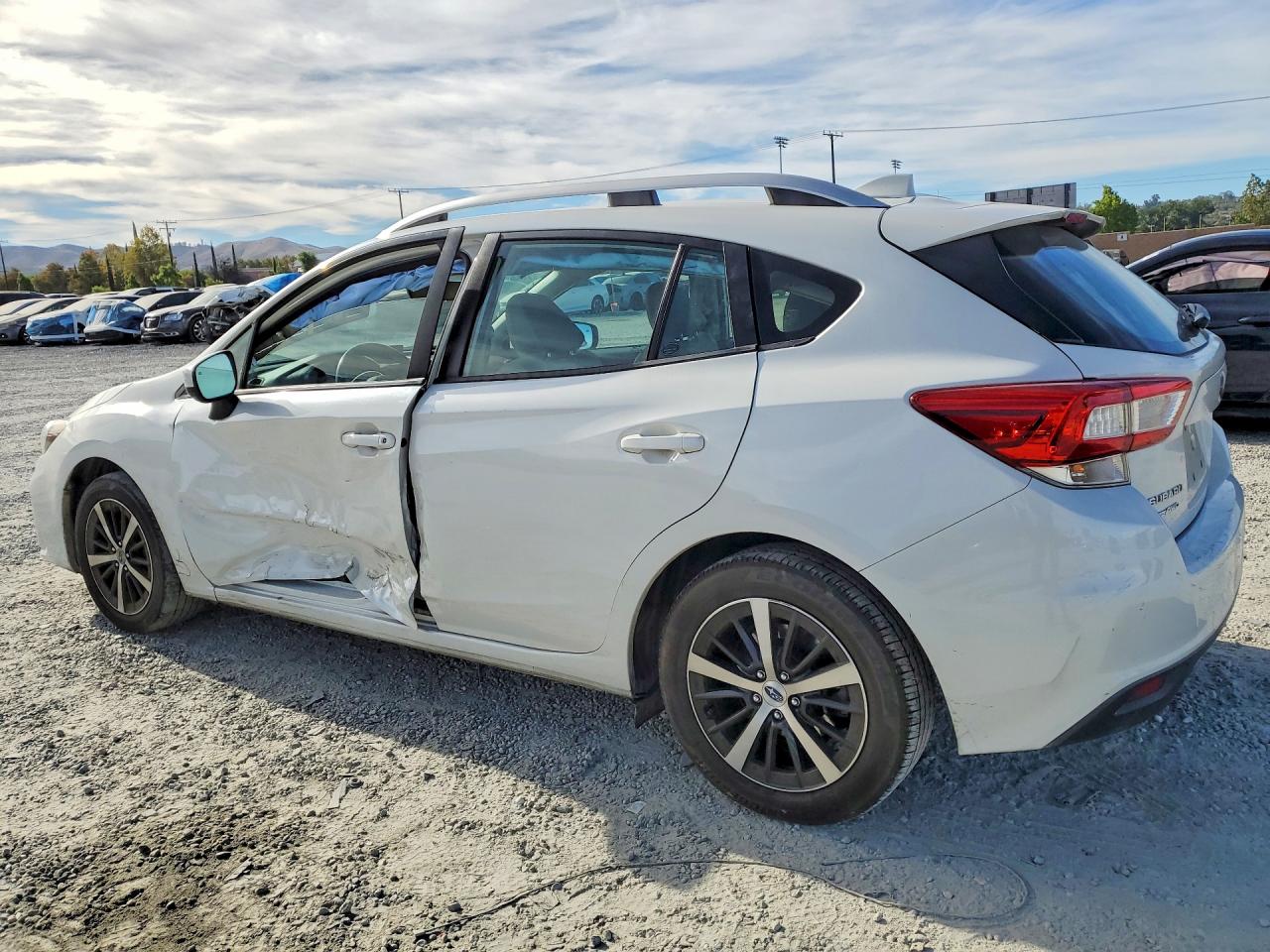 2019 SUBARU IMPREZA PREMIUM — снимка 2
