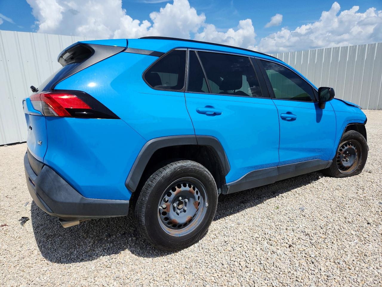 2019 TOYOTA RAV4 LE — снимка 3