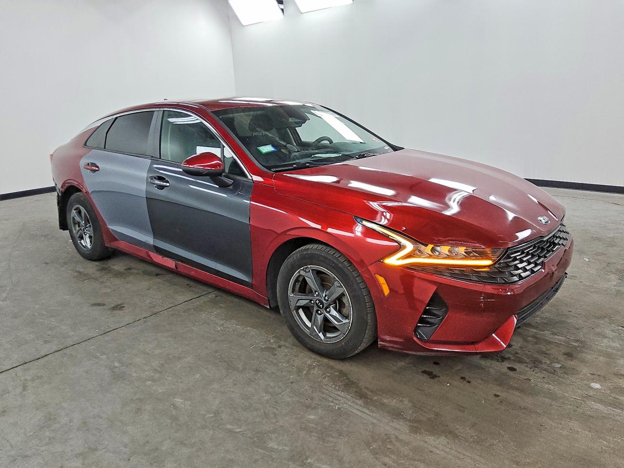 2021 KIA K5 LXS — снимка 4