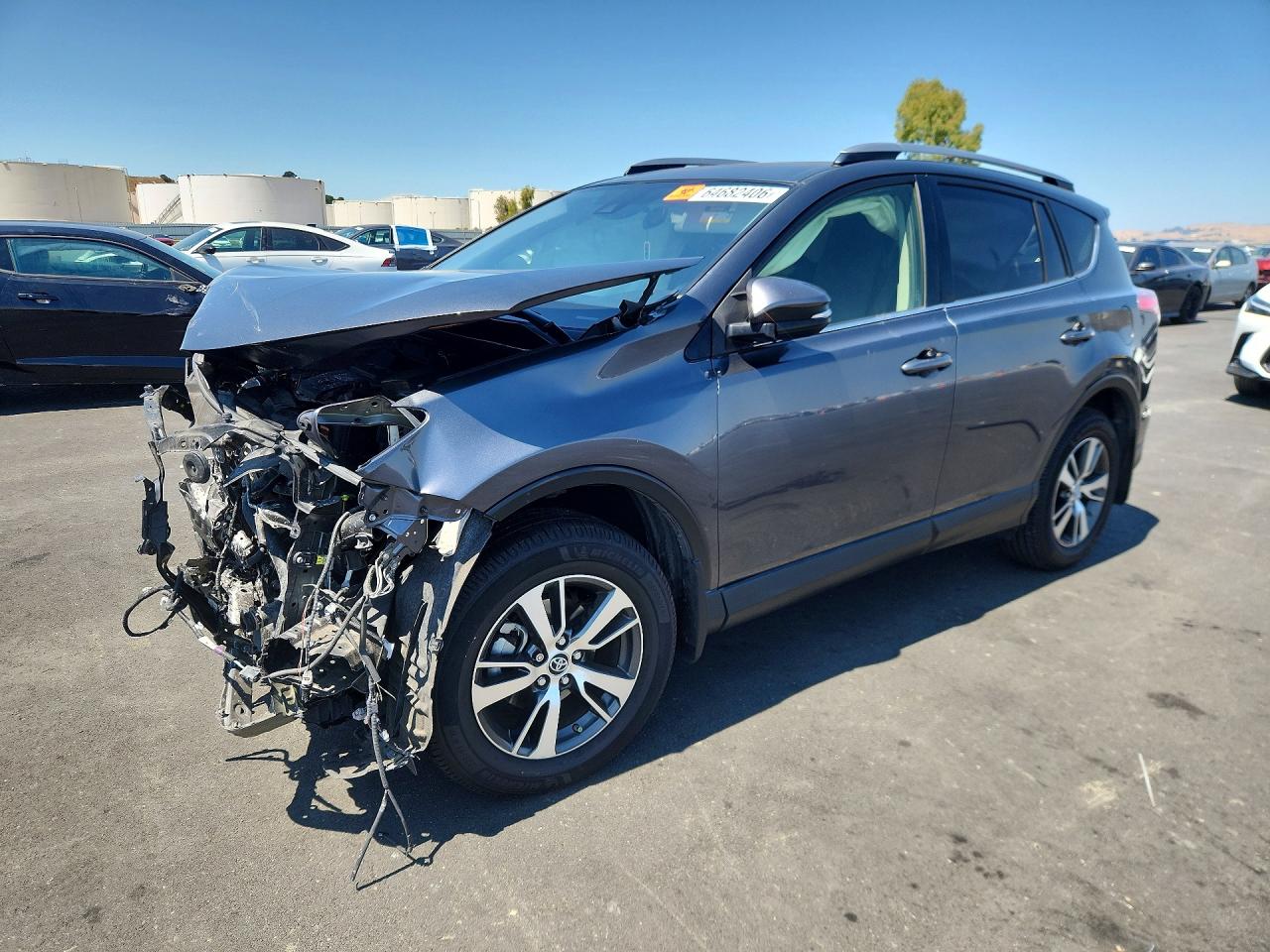 2018 TOYOTA RAV4 XLE