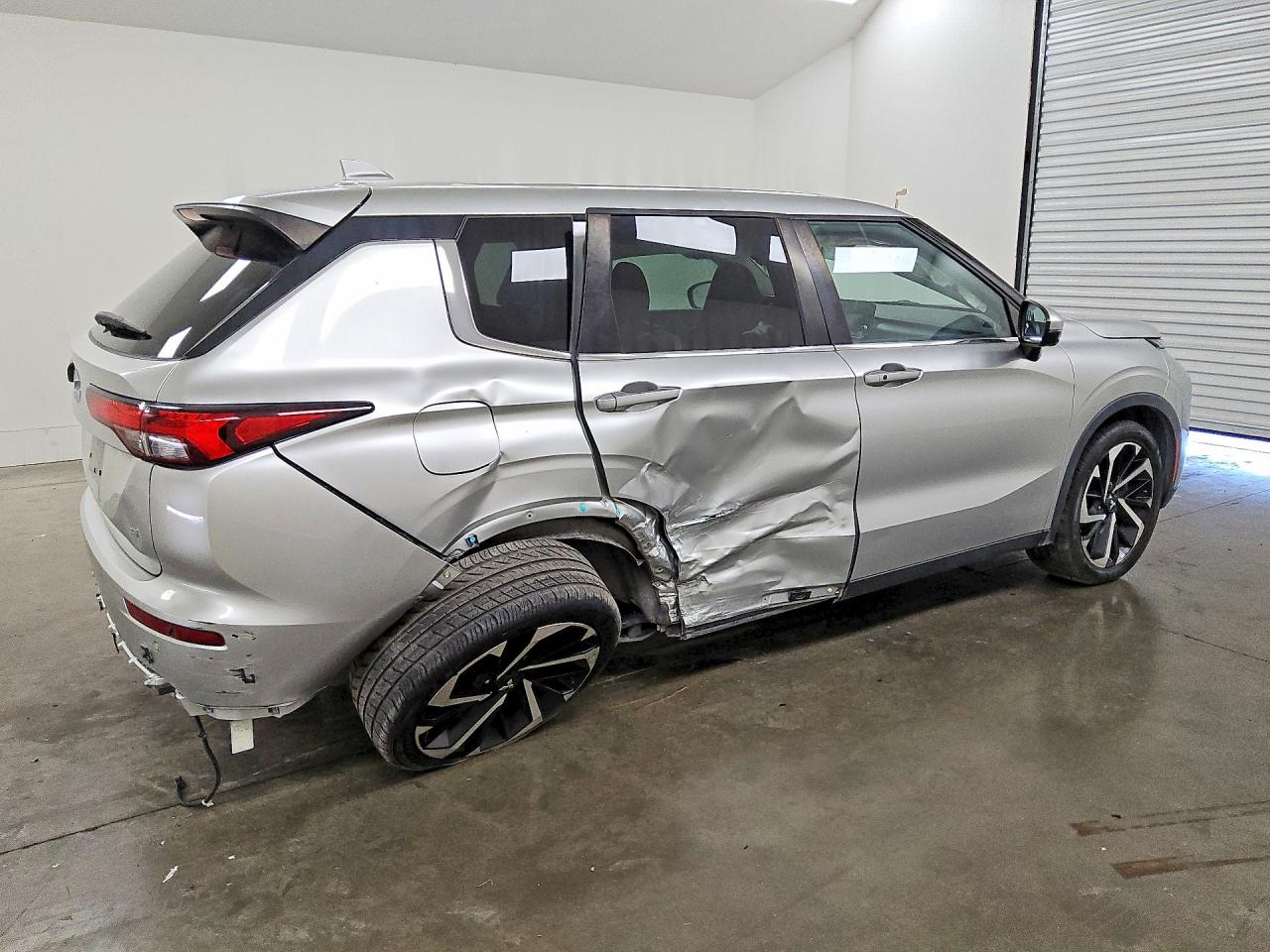 2022 MITSUBISHI OUTLANDER SE — снимка 3