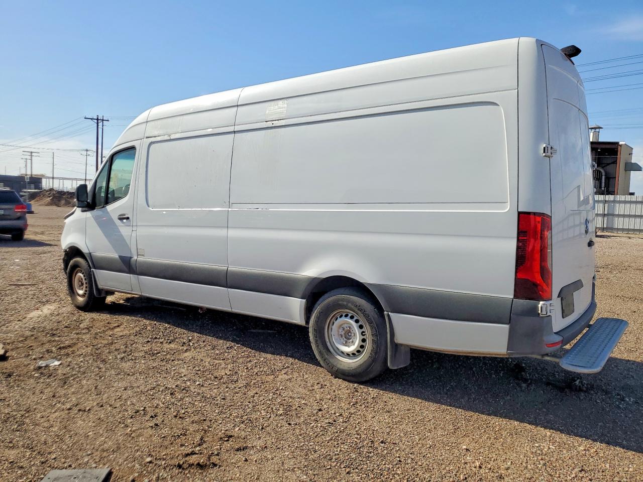 2023 MERCEDES-BENZ SPRINTER 2500 — снимка 2