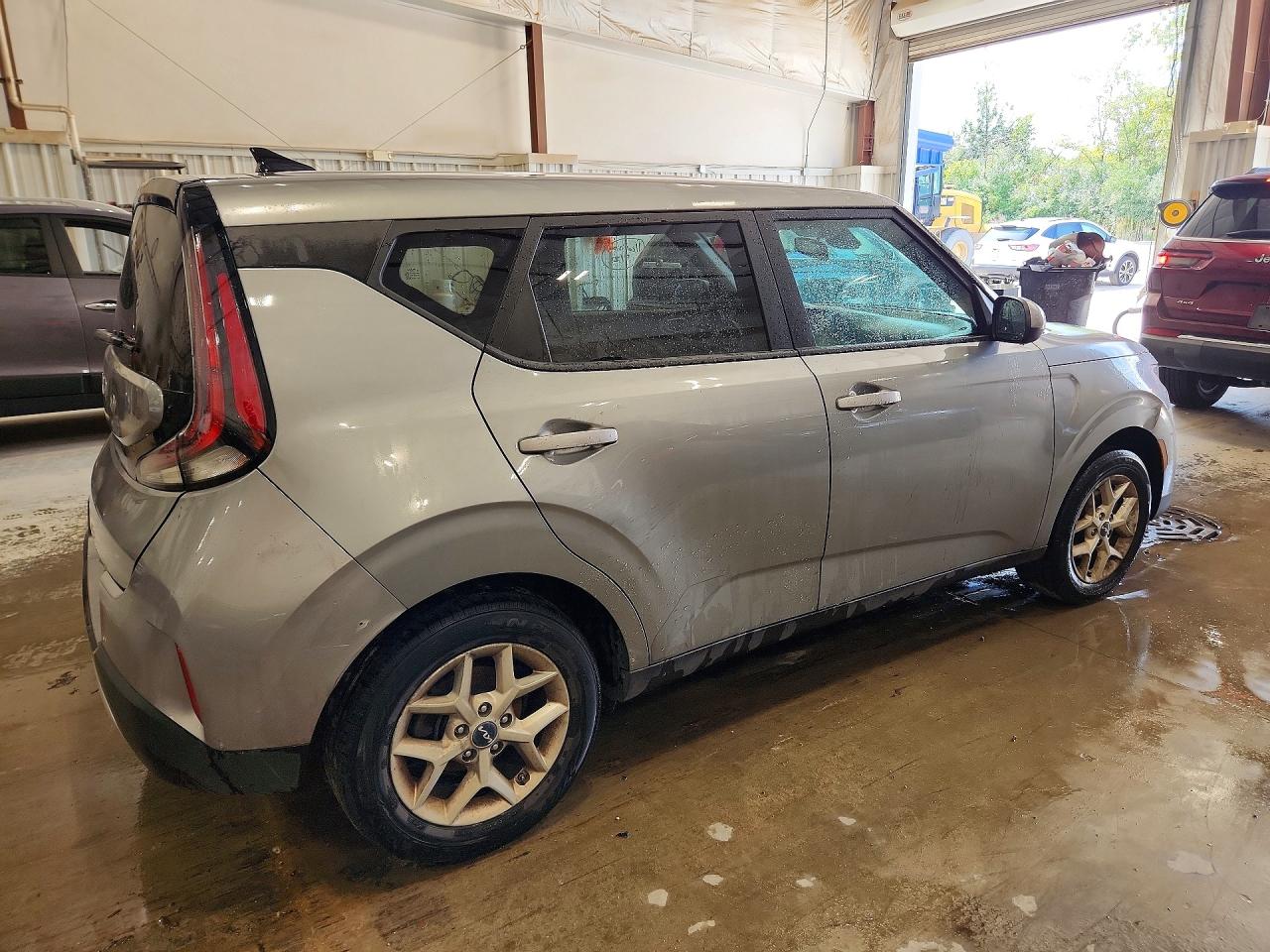 2025 KIA SOUL LX — снимка 3