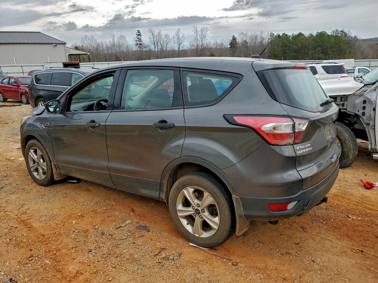 2017 FORD ESCAPE S — снимка 2