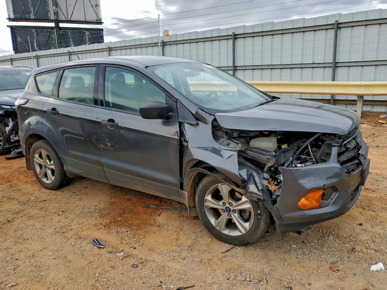 2017 FORD ESCAPE S — снимка 4