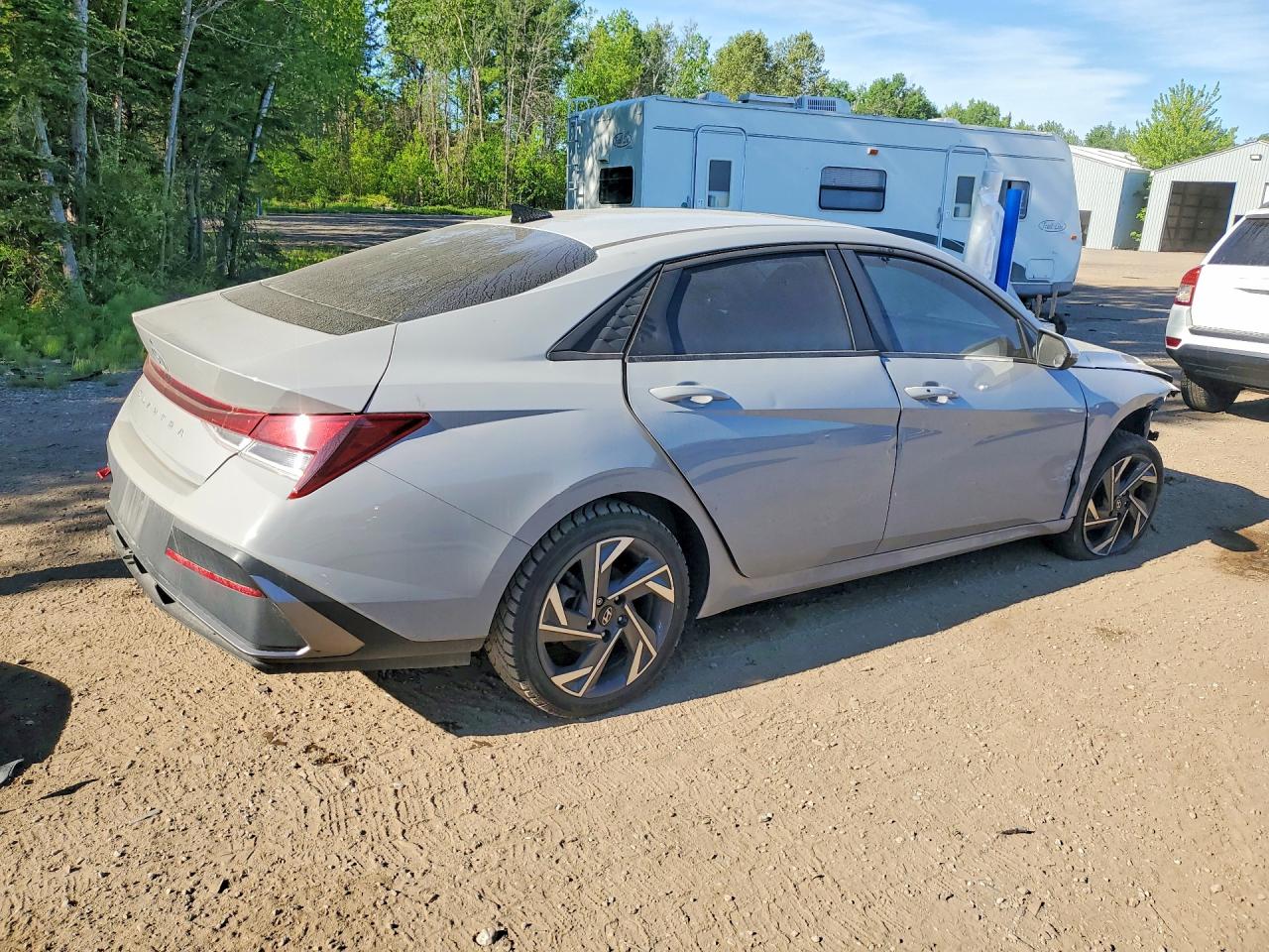 2024 HYUNDAI ELANTRA — снимка 3