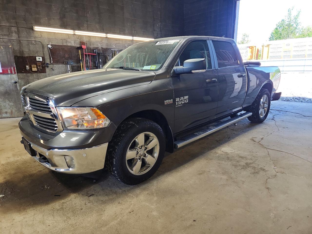 2019 RAM 1500 CLASSIC SLT