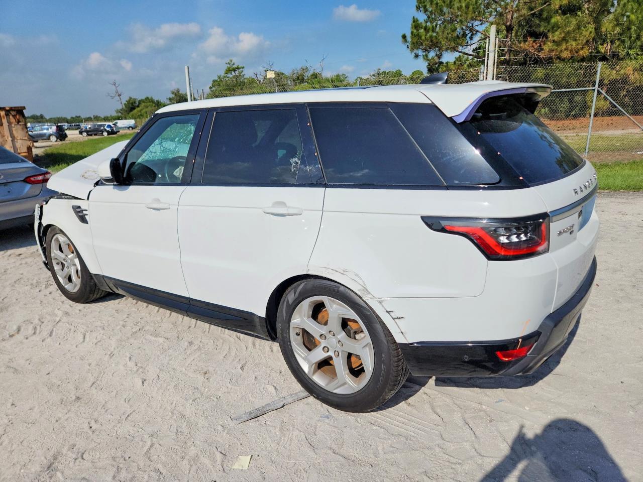 2020 LAND ROVER RANGE ROVER SPORT HSE — снимка 2