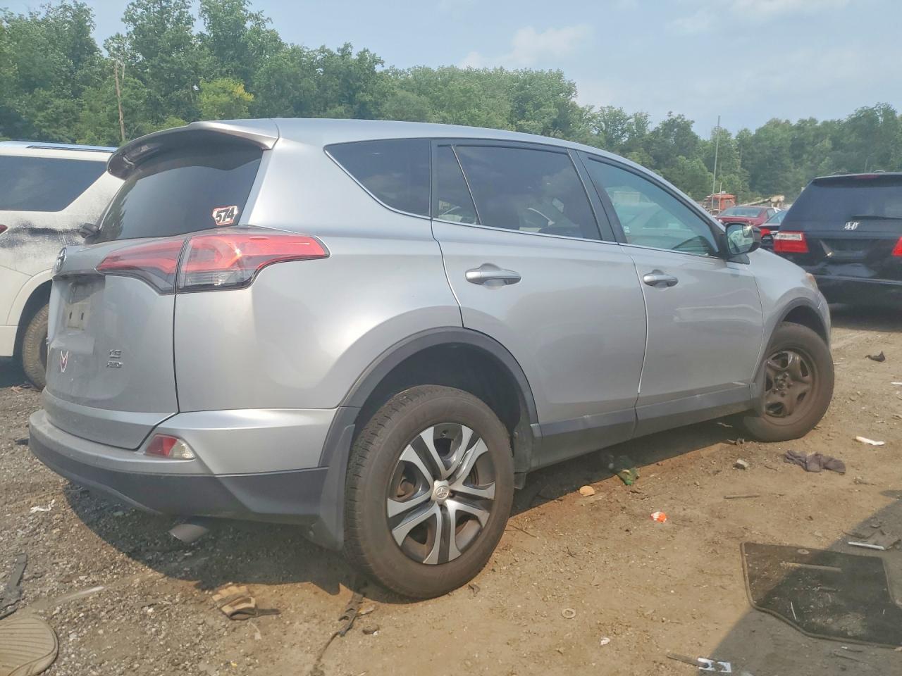 2017 TOYOTA RAV4 LE — снимка 3