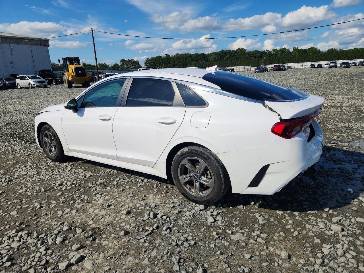 2023 KIA K5 LXS — снимка 2